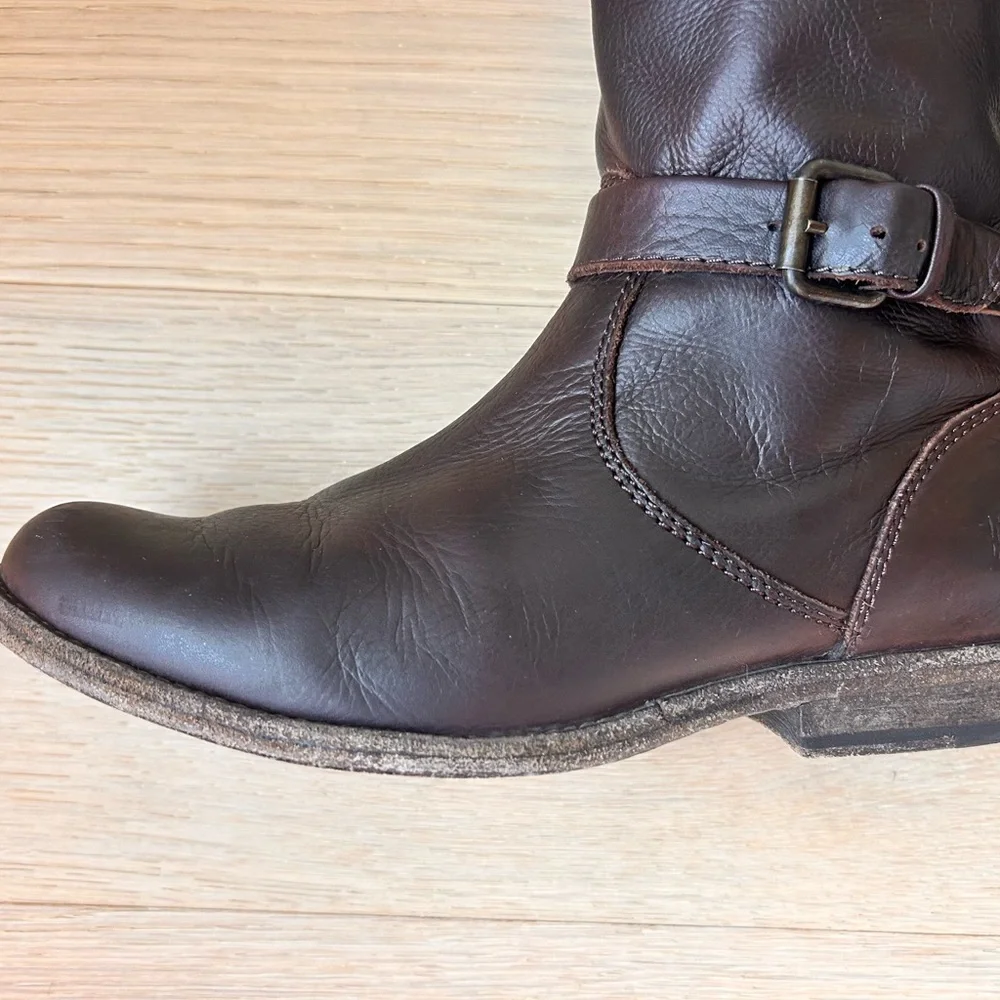 Frye women’s Dark Brown Phillip Riding Boot